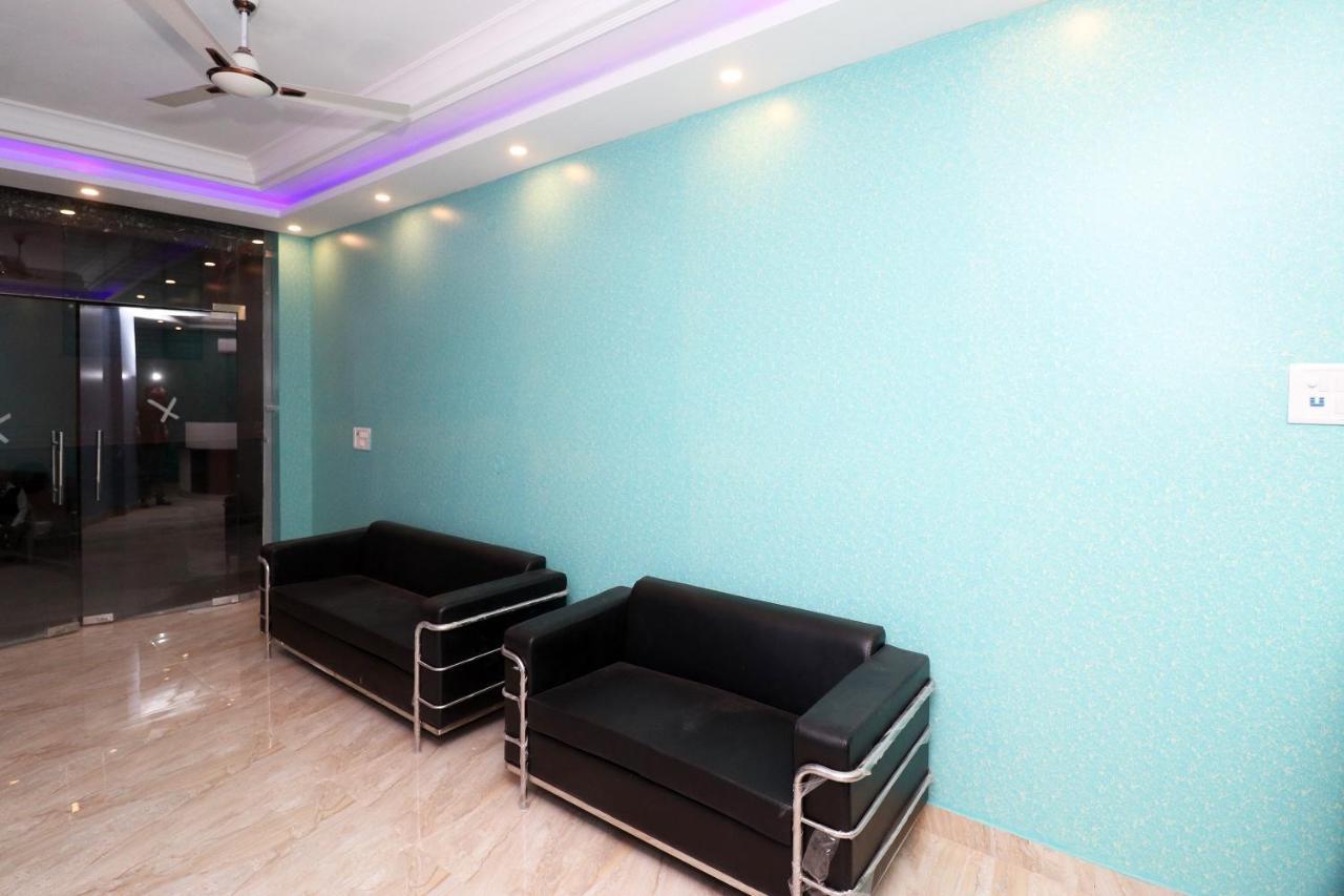 Oyo 25130 Hotel Royal Inn Νέο Δελχί Εξωτερικό φωτογραφία