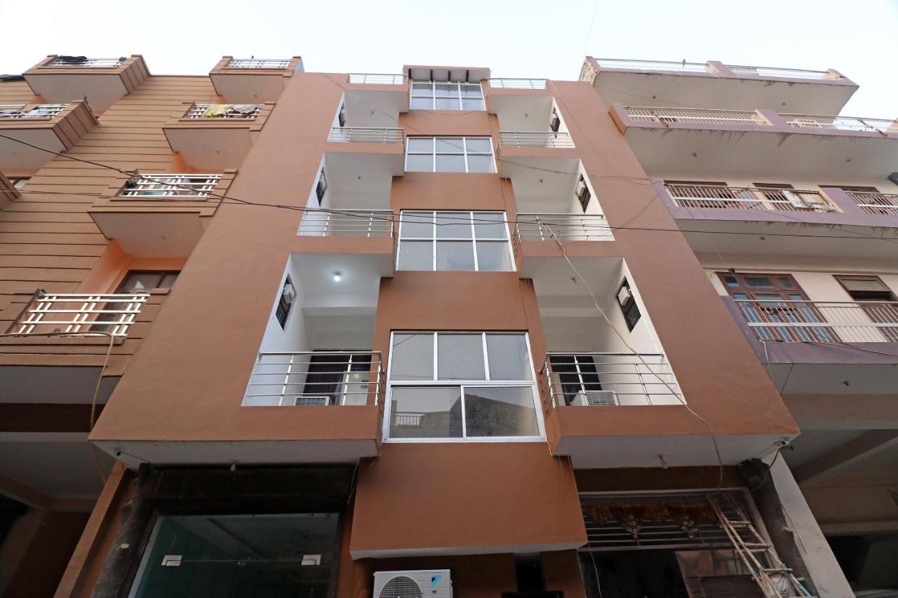 Oyo 25130 Hotel Royal Inn Νέο Δελχί Εξωτερικό φωτογραφία