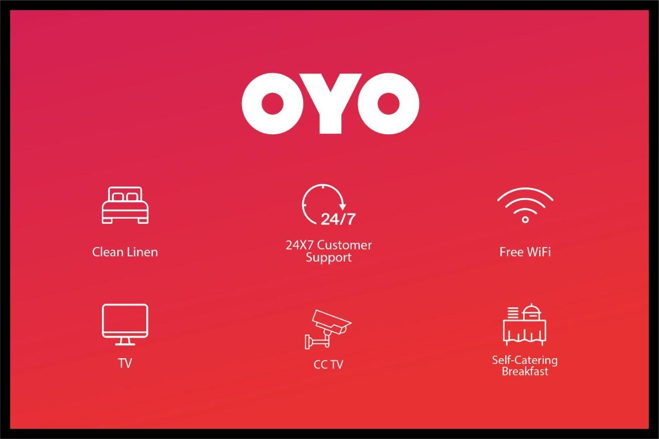Oyo 25130 Hotel Royal Inn Νέο Δελχί Εξωτερικό φωτογραφία